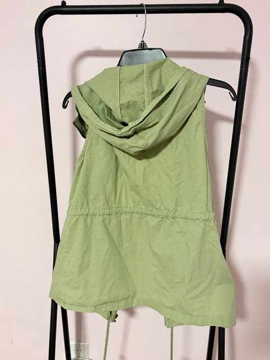 Zenana Size Large Light Green Hooded Utility Vest Like New - Picture 5 of 7